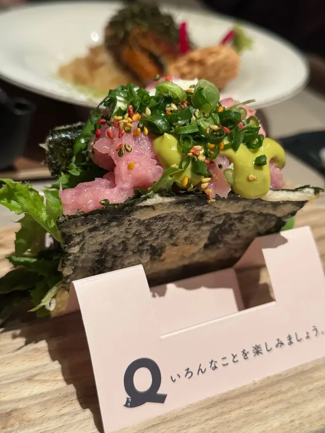 香蔥拖羅牛油果醬壽司塔可