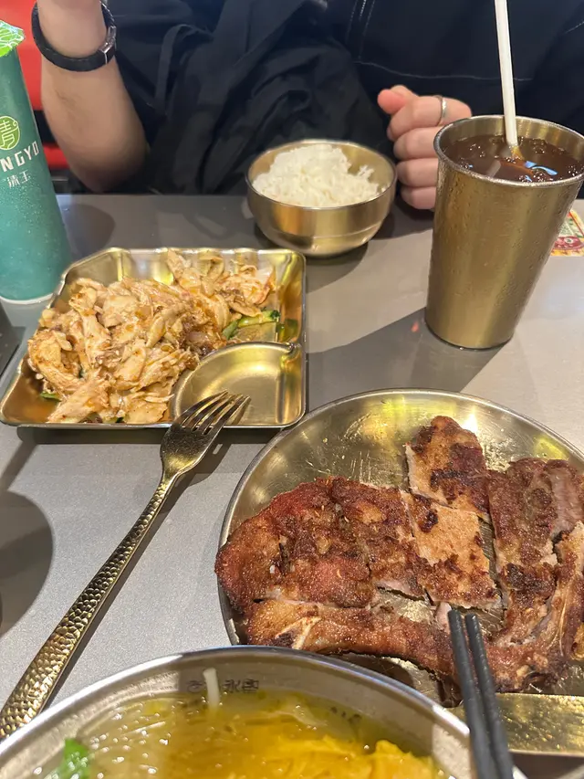 麻辣手撕雞