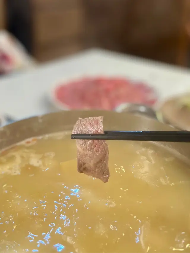 手切牛肋肉