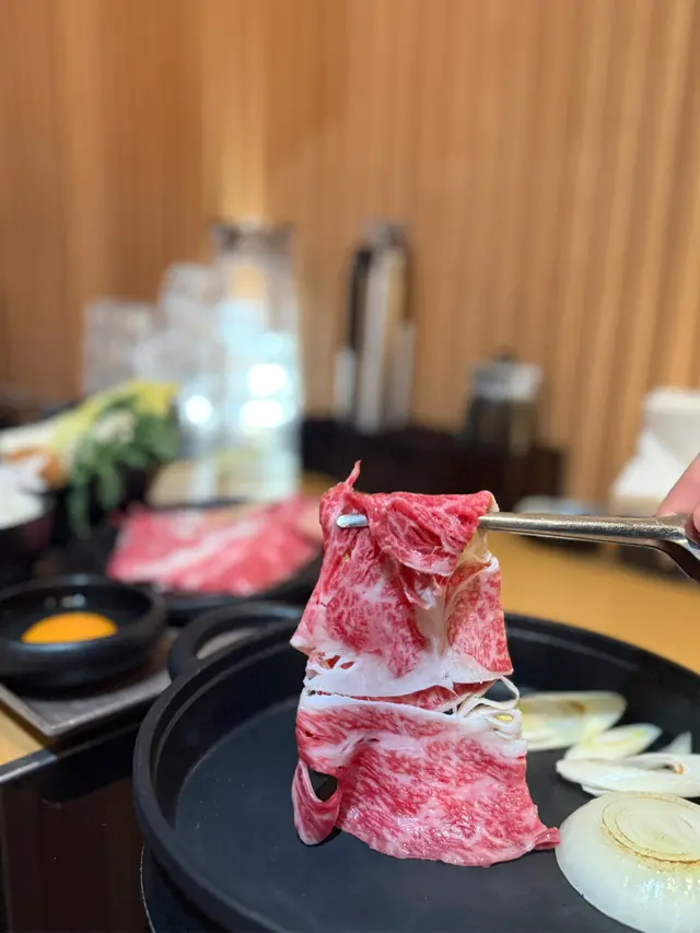 日本🇯🇵直送！鹿兒島A4 黑毛和牛壽喜燒 😋