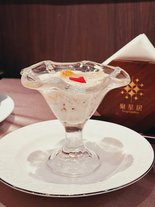 椰汁雪燕桃膠(位)