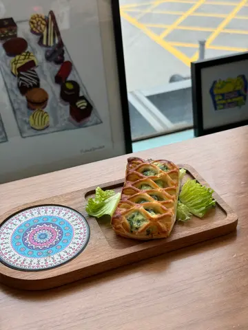 忌廉芝士菠菜酥