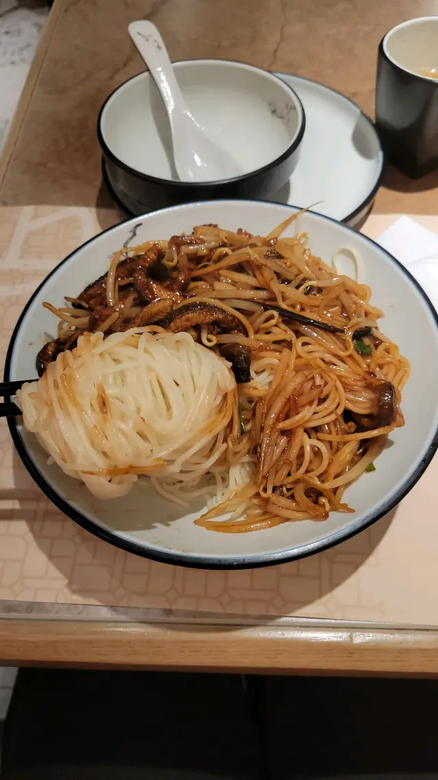 鱔糊拌麵