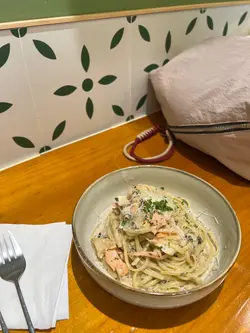 蘑菇汁做底，意粉面都系一样挂汁、入味。

