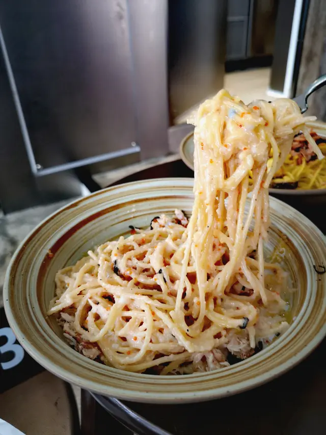 明太子醬溫泉蛋蟹肉意粉