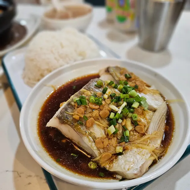 黃豆醬蒸鯇魚腩