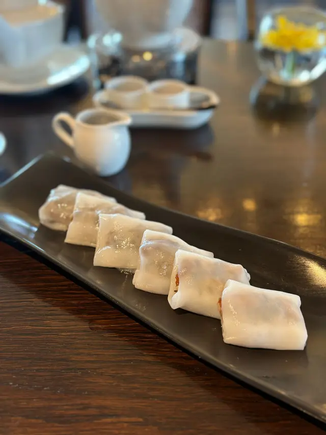 梅菜西班牙黑毛豬叉燒腸粉