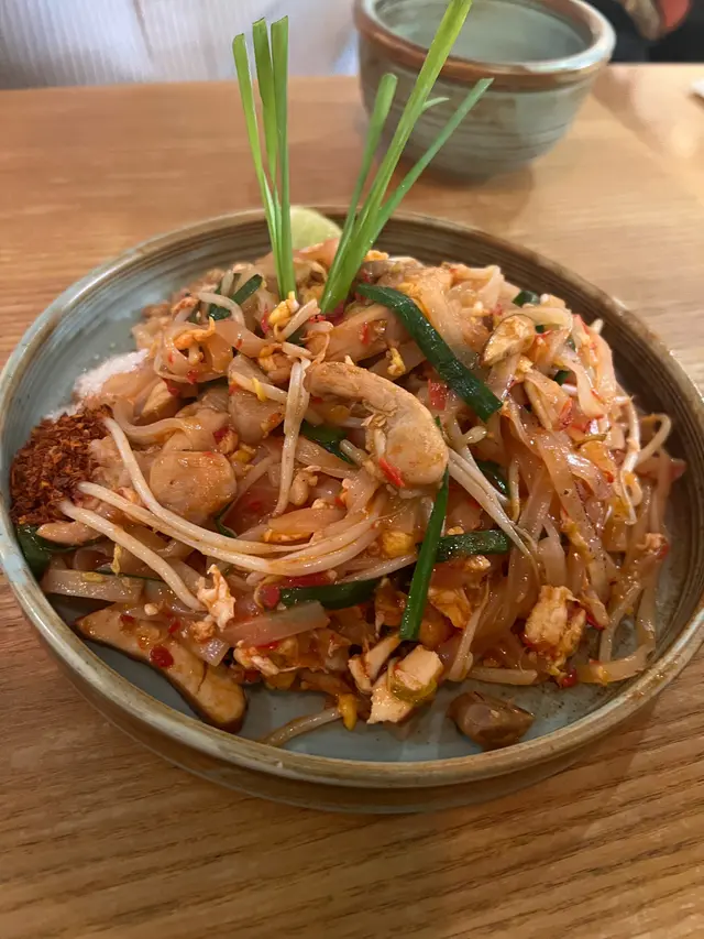 味道偏甜，中規中矩。￼￼