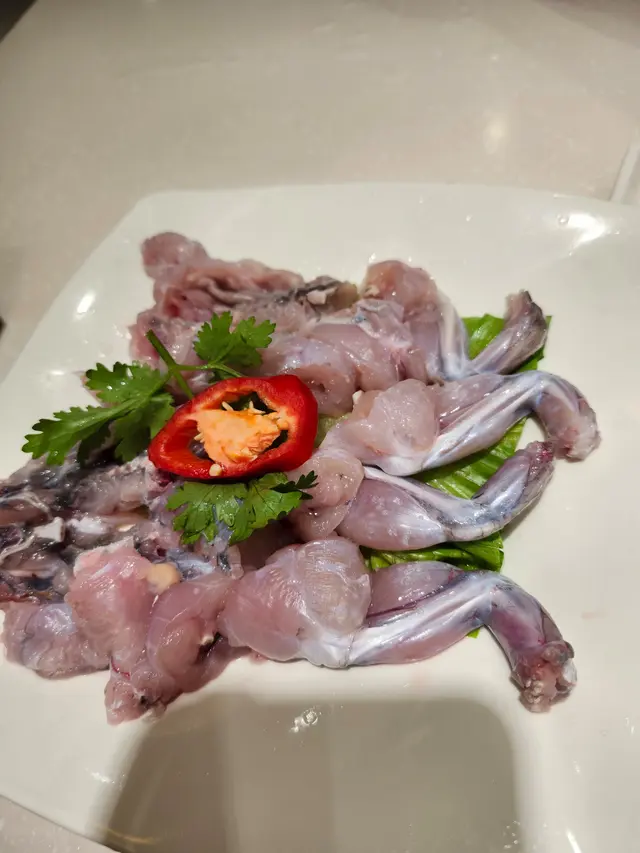 即劏田雞
