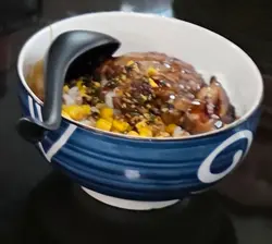 烧汁鸡扒丼