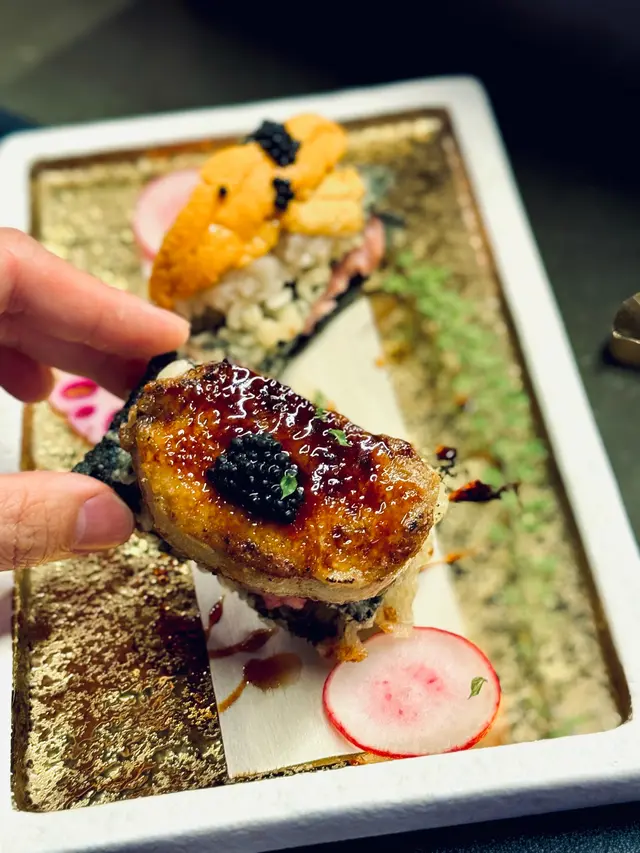 焦糖鵝肝和牛千層脆脆