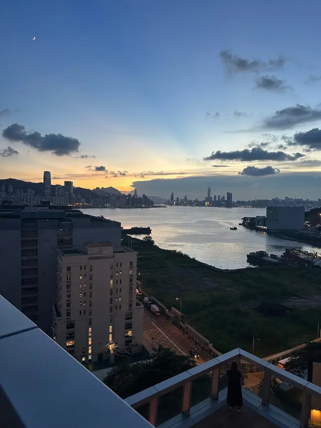 呢度睇黃昏日落真係好靚吖❤️
