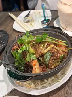 粉絲蝦煲