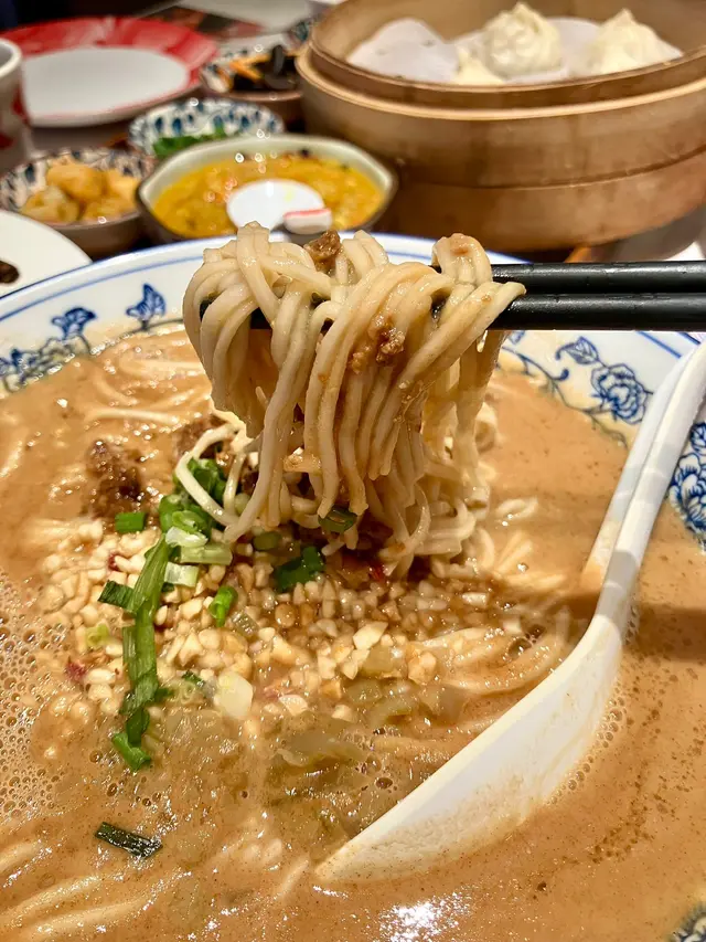 上海擔擔麵