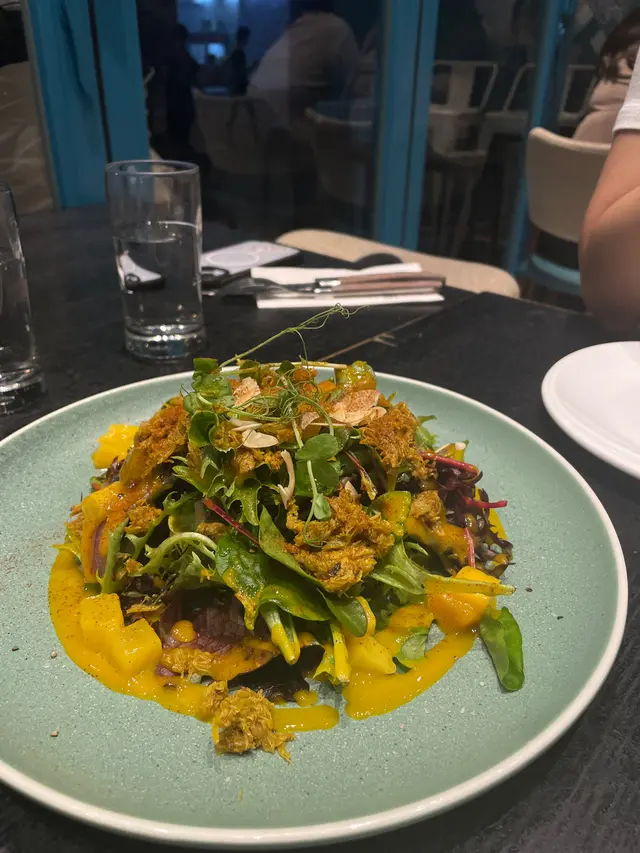 Mango crab meat salad