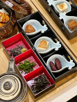 雞肉三吃定食