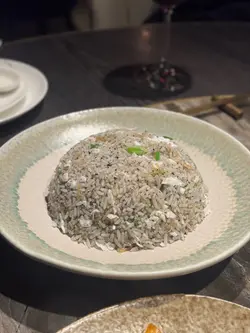 松露瑤柱蛋白炒飯