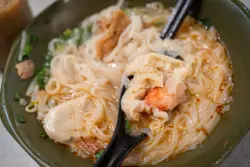 鱼蛋鲜虾云吞河