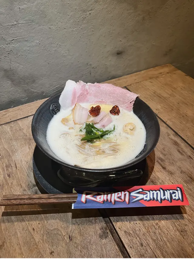 鹽味熟成雞白湯