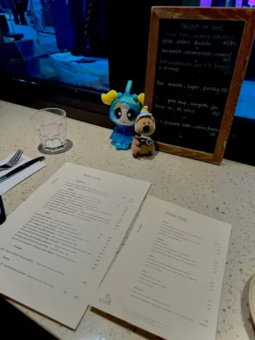 We are watching menu, just the moment.