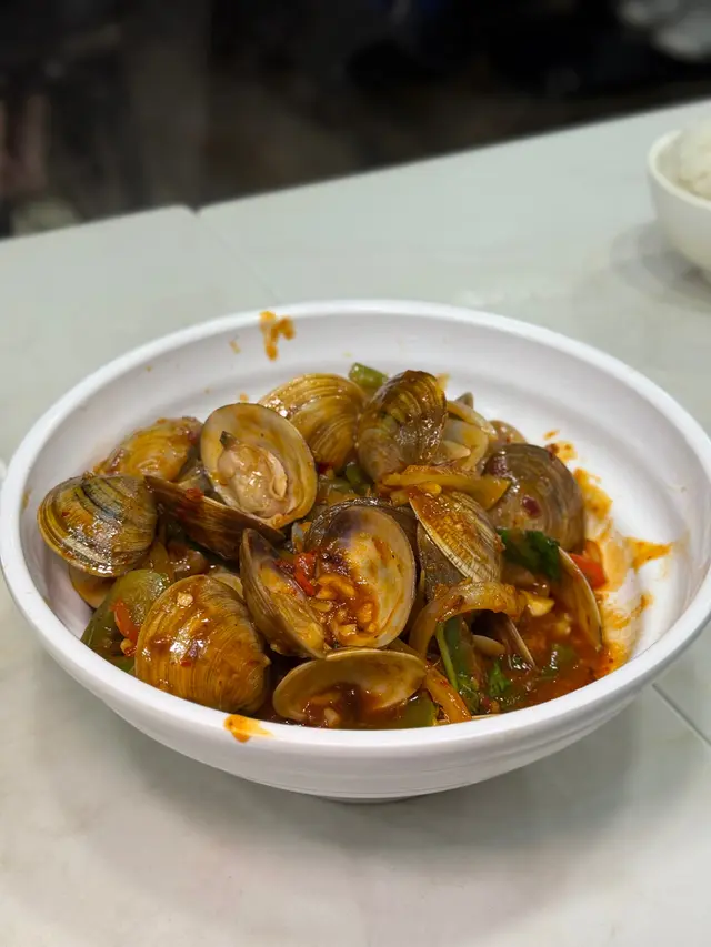 泰式咖哩炒白貝