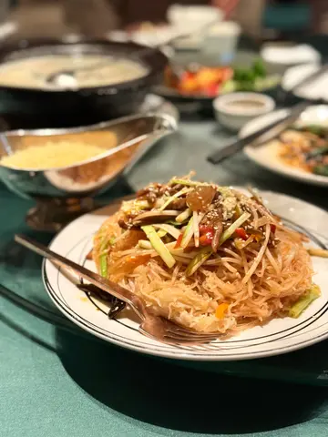 五柳鸭丝少鸳鸯米粉