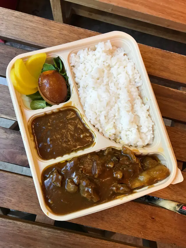 老村長咖喱牛腩飯