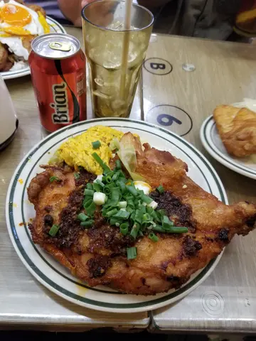 麻辣炸鸡脾+黑松露炒蛋+菜底