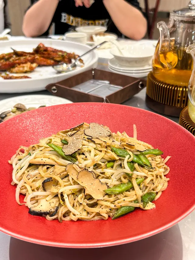 法國黑松露蟹膏燴伊麵