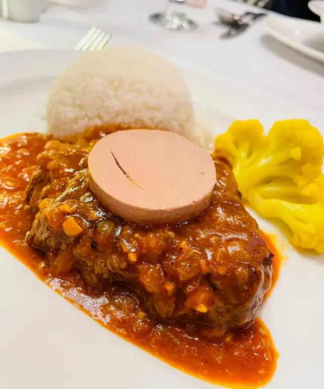 🥩🍴 ♡ 鵝肝醬牛柳配rice🍚