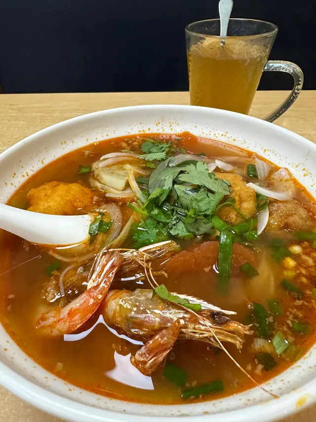 招牌蕃茄海鮮湯檬