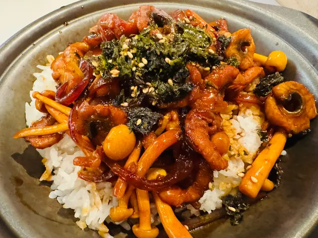 鐵鍋照燒鰻魚飯