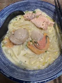 黑松露忌廉海鲜汤乌冬