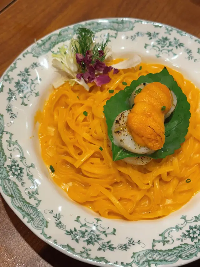 北海道海膽帆立貝幼蛋麵