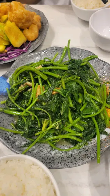 炒蕃薯叶