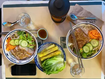豬頸肉撈檬