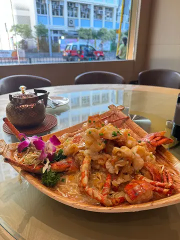 上湯龍蝦伊麵