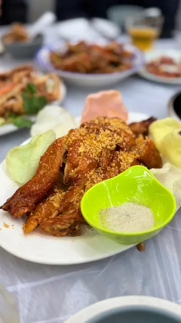 脆皮炸子鸡