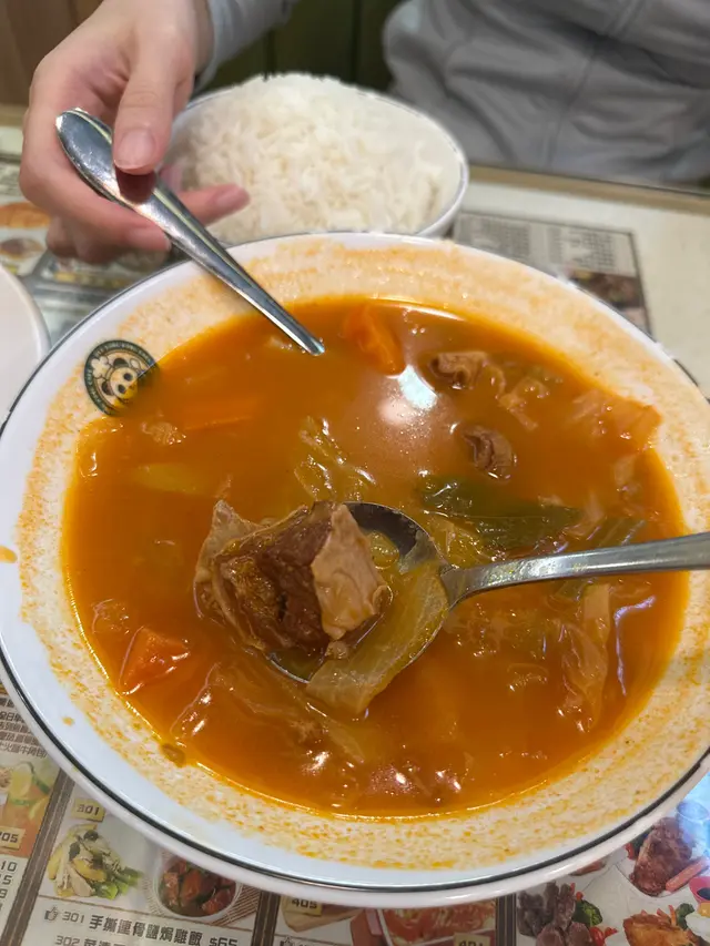 有牛腩嘅羅宋湯