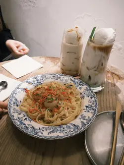 忌廉腐乳醬帶子闊面
