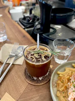 𝑬𝒔𝒑𝒓𝒆𝒔𝒔𝒐 𝑻𝒐𝒏𝒊𝒄