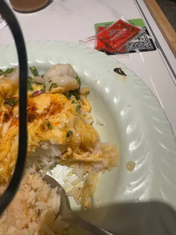 鲜虾炒蛋饭