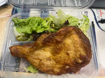 炸髀配沙律