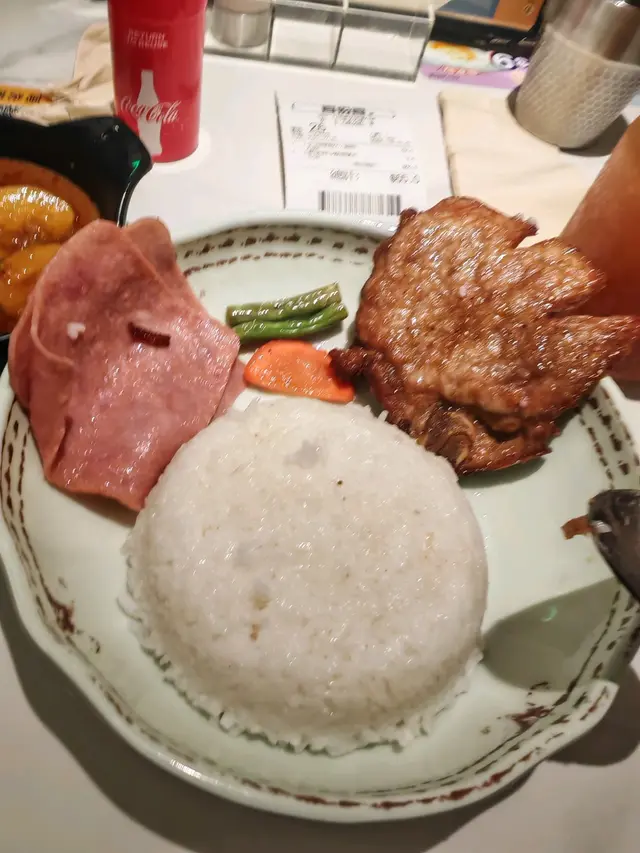 咖哩豬扒火腿飯