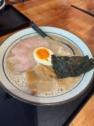白汤豚骨拉面
