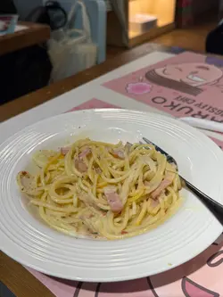 温泉蛋拿破仑意粉
#香港美食 