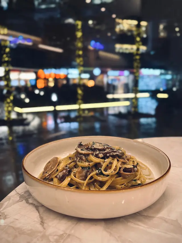 雜菌松露忌廉汁意粉