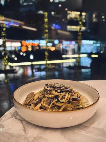 杂菌松露忌廉汁意粉