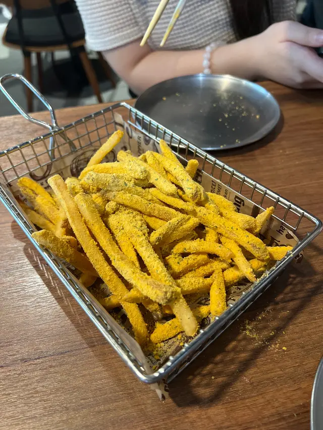 芝士薯條