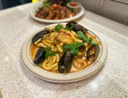 玫瑰酱海鲜年糕